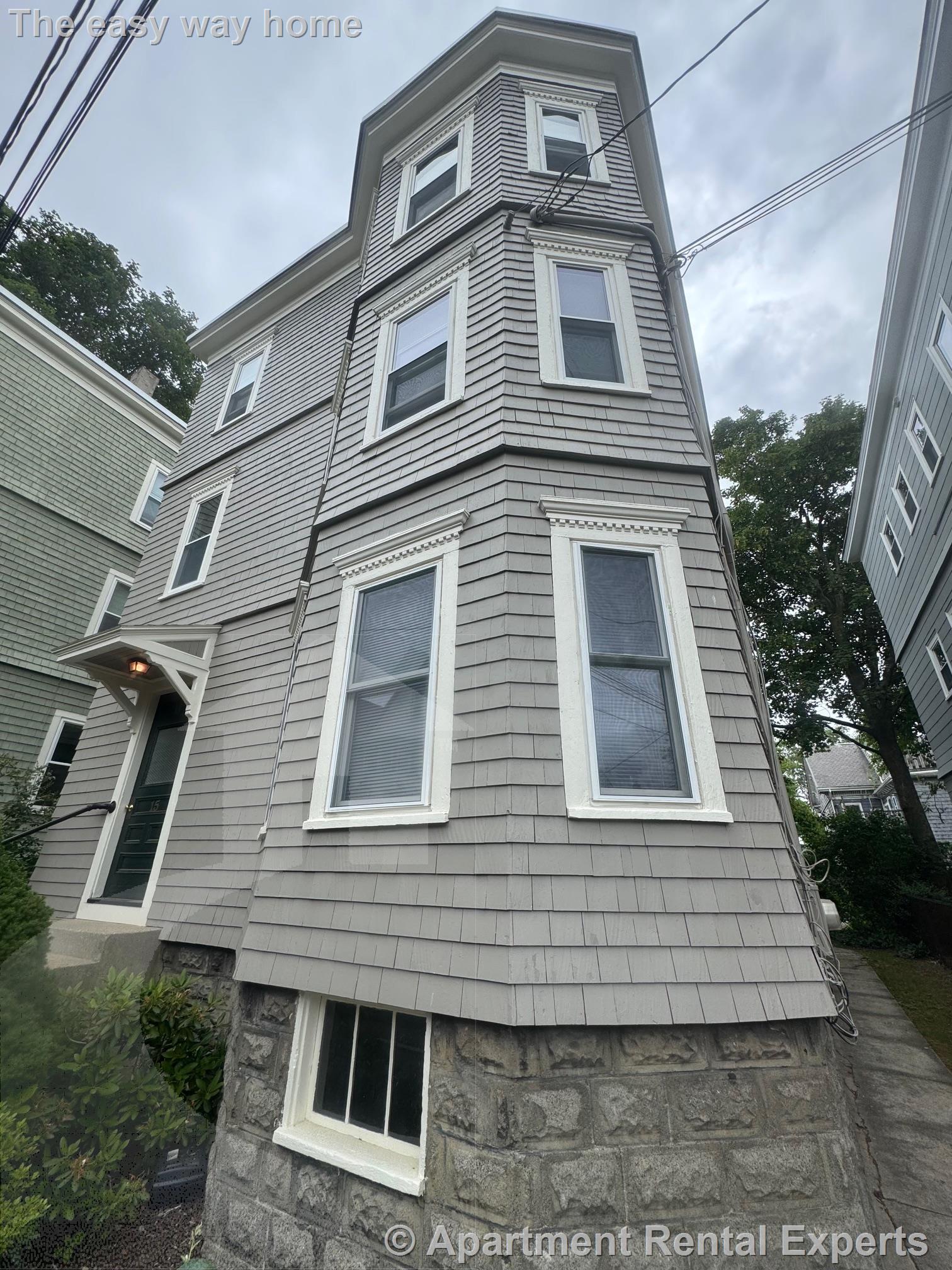 2 bed, 1 bath apartment for rent at 15 Belmont Sq Unit 1, Porter Square