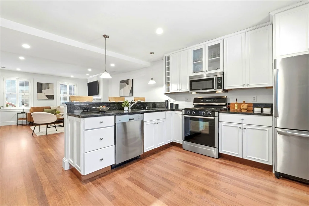 1 bed, 1 bath apartment for rent at 15 Belmont St Unit 1, Charlestown — photo 8 of 17