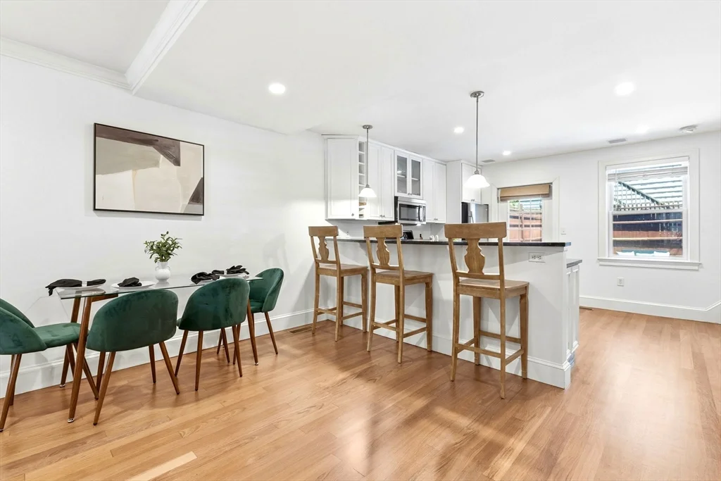 1 bed, 1 bath apartment for rent at 15 Belmont St Unit 1, Charlestown — photo 5 of 17