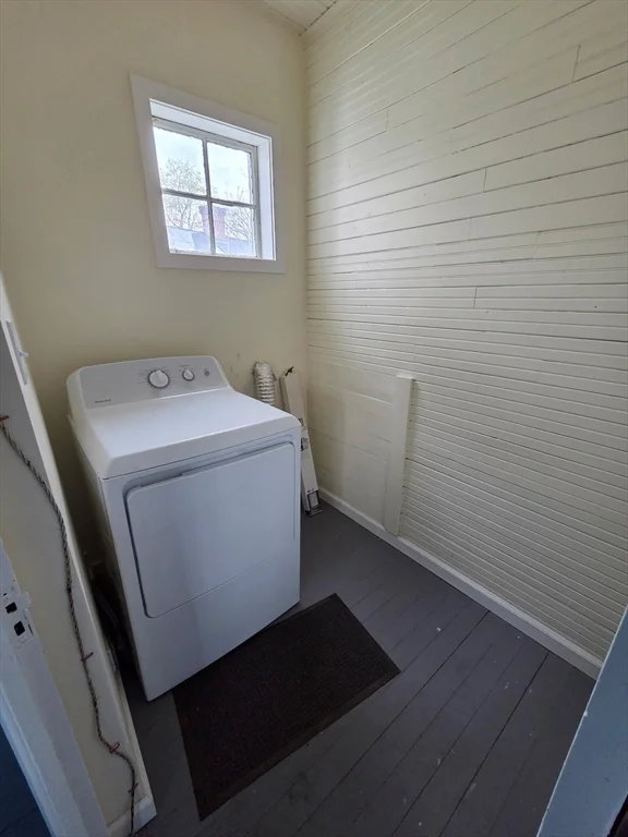 2 bed, 1 bath apartment for rent at 15 Berkmans St Unit 2, West Side — photo 12 of 13