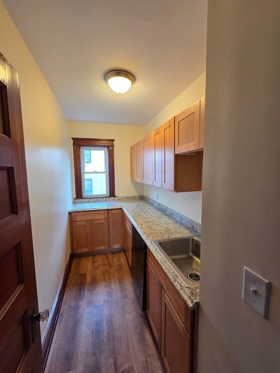 2 bed, 1 bath apartment for rent at 15 Berkmans St Unit 2, West Side — photo 8 of 13