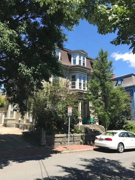 2 bed, 1 bath apartment for rent at 15 Bigelow Unit 4, Cambridge — photo 15 of 15
