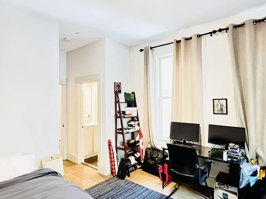 2 bed, 2 bath apartment for rent at 15 Boardman St Unit 1A, Central Square — photo 17 of 33