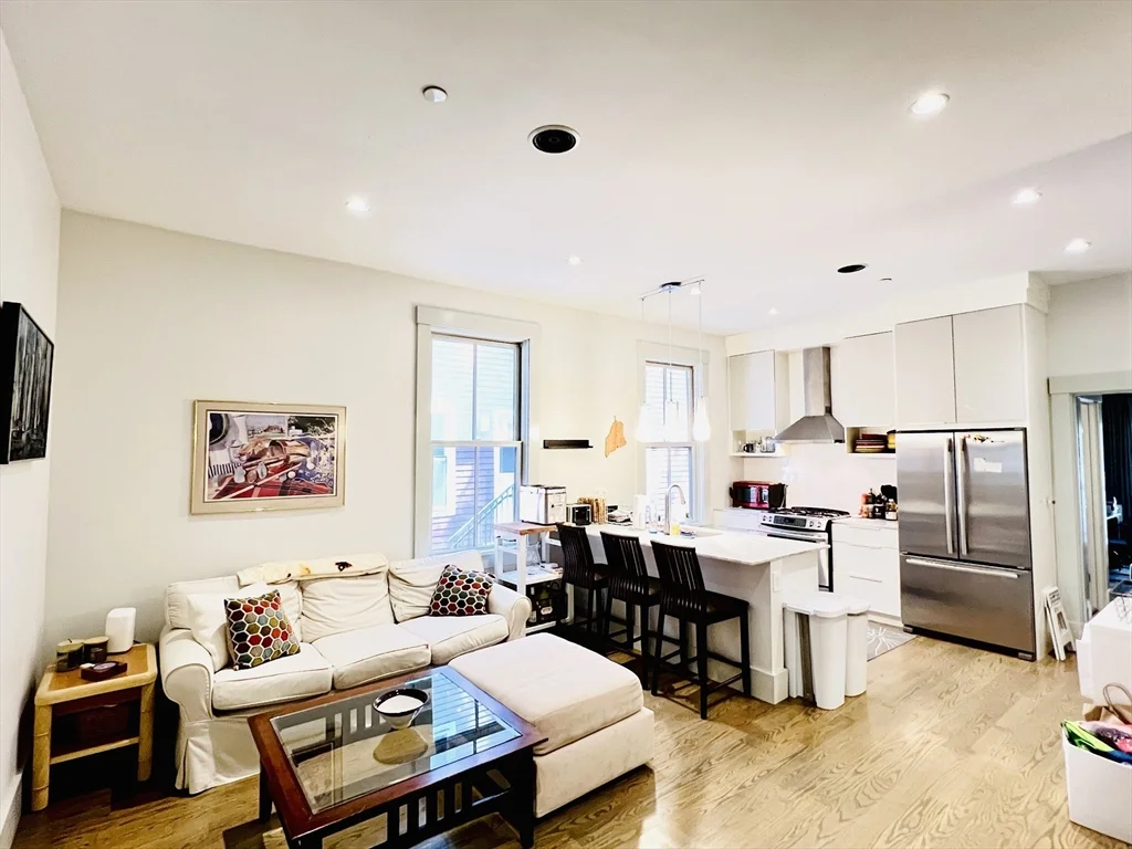 2 bed, 2 bath apartment for rent at 15 Boardman St Unit 1A, Central Square — photo 6 of 33