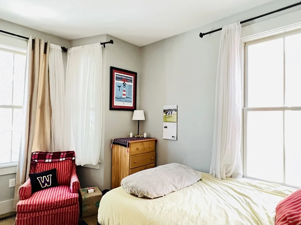 2 bed, 2 bath apartment for rent at 15 Boardman St Unit 1A, Central Square — photo 11 of 33