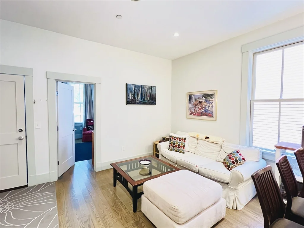 2 bed, 2 bath apartment for rent at 15 Boardman St Unit 1A, Central Square — photo 2 of 33