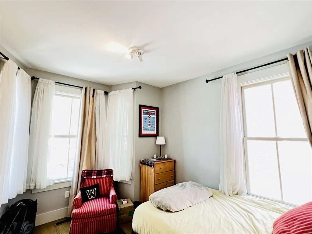 2 bed, 2 bath apartment for rent at 15 Boardman St Unit 1A, Central Square — photo 10 of 33