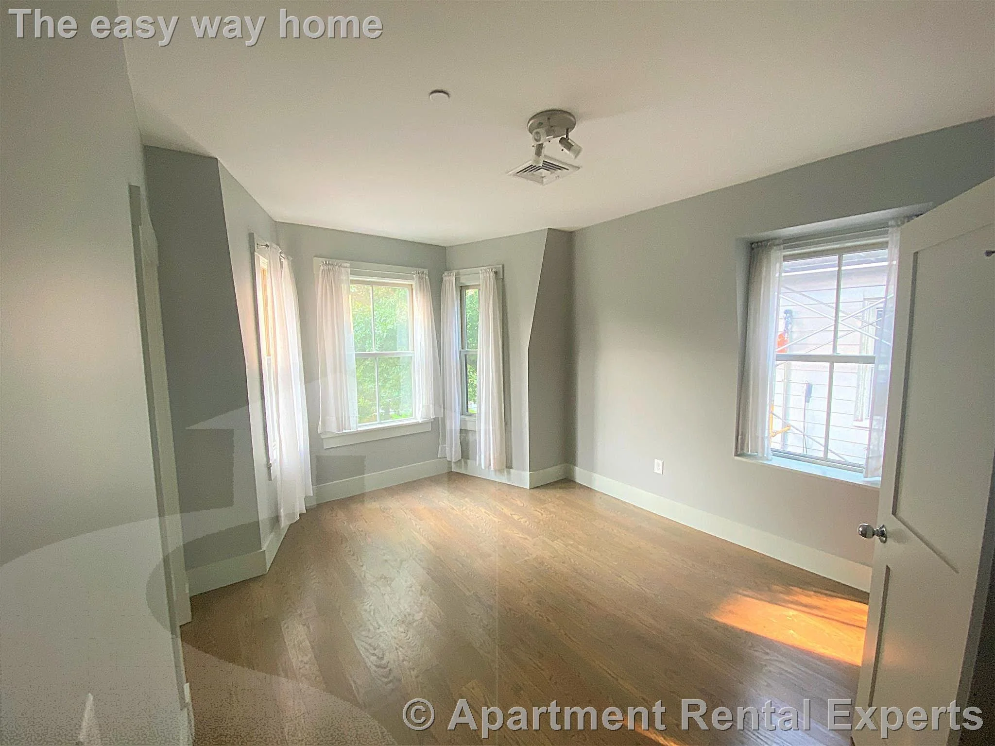 2 bed, 2 bath apartment for rent at 15 Boardman St Unit 2, Central Square — photo 8 of 13
