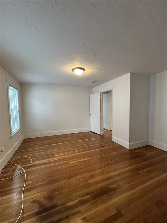 1 bed, 1 bath apartment for rent at 15 Bolster St Unit 2, Everett — photo 5 of 8