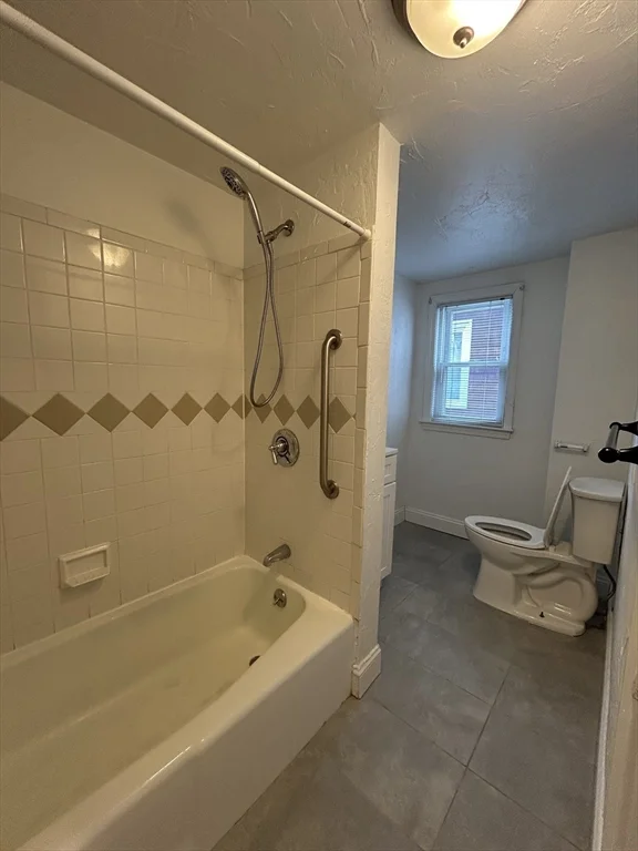 1 bed, 1 bath apartment for rent at 15 Bolster St Unit 2, Everett — photo 7 of 8