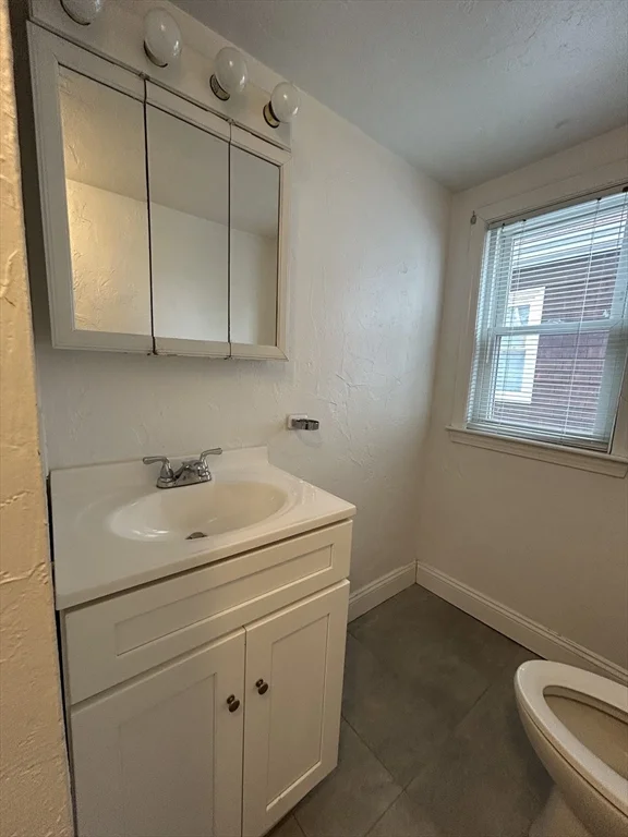 1 bed, 1 bath apartment for rent at 15 Bolster St Unit 2, Everett — photo 8 of 8