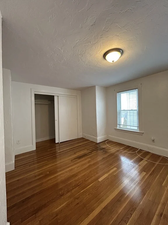 1 bed, 1 bath apartment for rent at 15 Bolster St Unit 2, Everett — photo 4 of 8