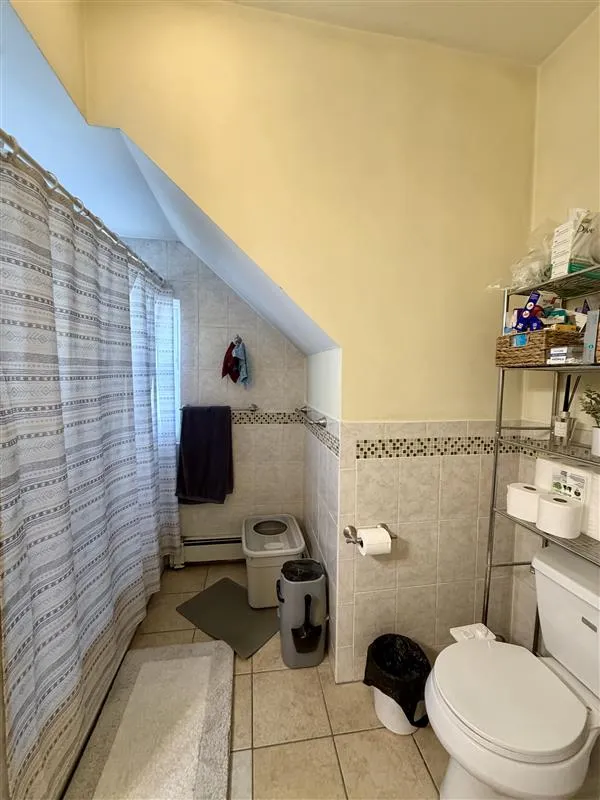 1 bed, 1 bath apartment for rent at 15 Bonair St Unit A, East Somerville — photo 3 of 10