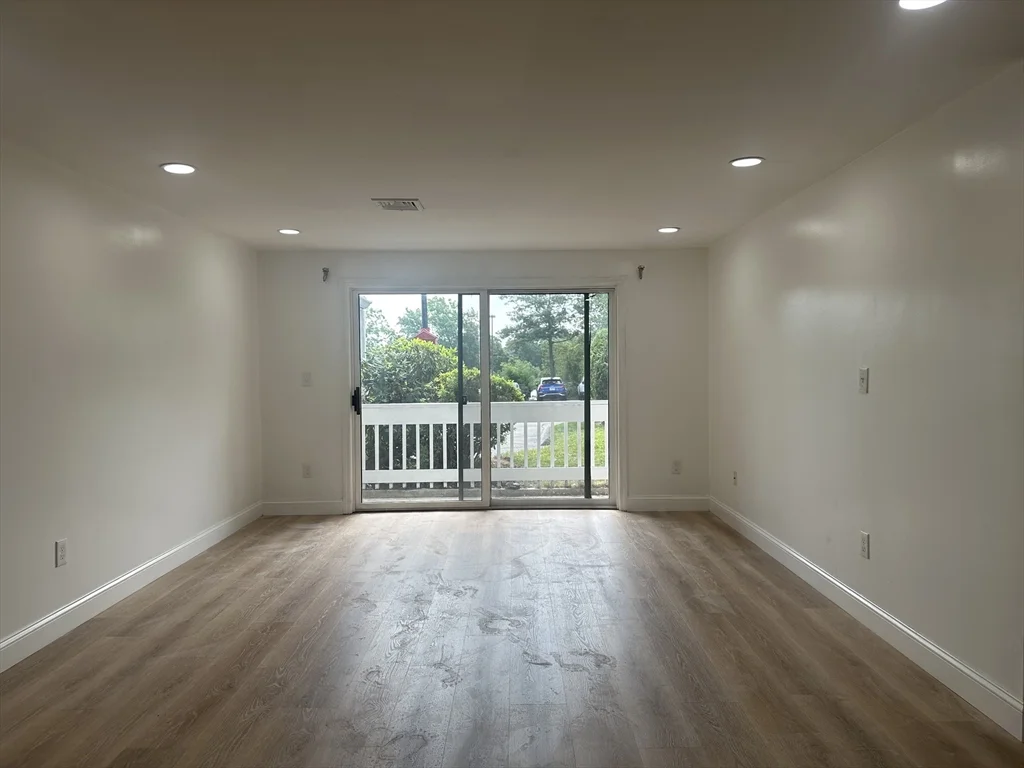 2 bed, 2 bath apartment for rent at 15 Bower Rd Unit E1, Quincy — photo 10 of 10