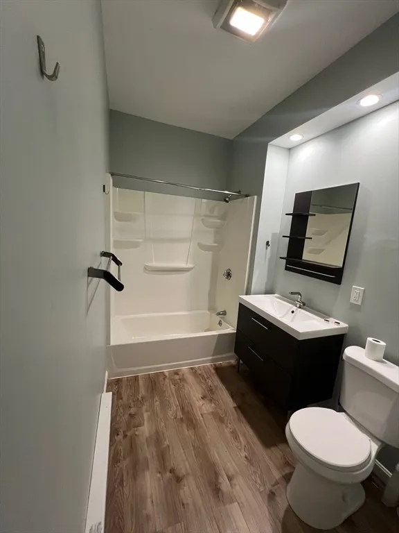 2 bed, 1 bath apartment for rent at 15 Bower St Unit 1, Lowell — photo 15 of 16