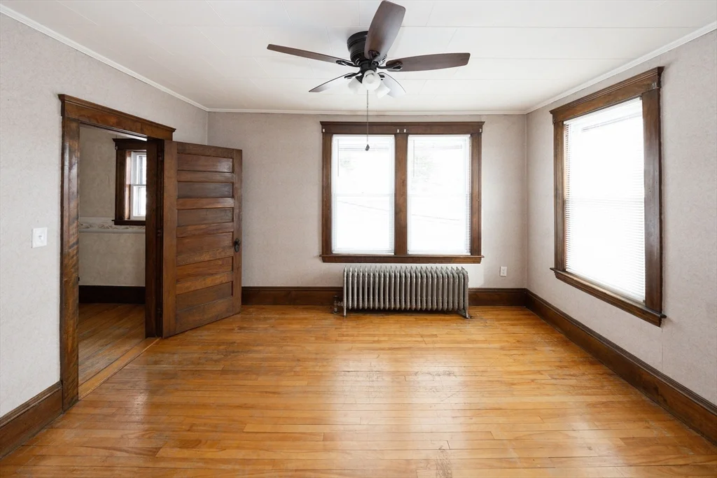 3 bed, 1 bath apartment for rent at 15 Boxford St Unit 2, Burncoat — photo 16 of 23