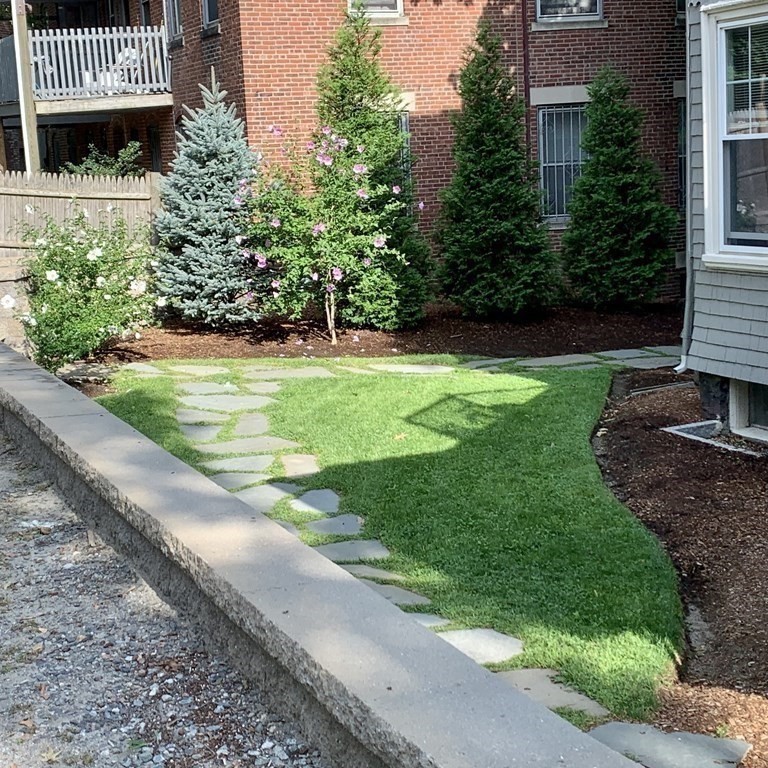 2 bed, 1 bath apartment for rent at 15 Braemore Rd Unit 1, Brighton — photo 15 of 16