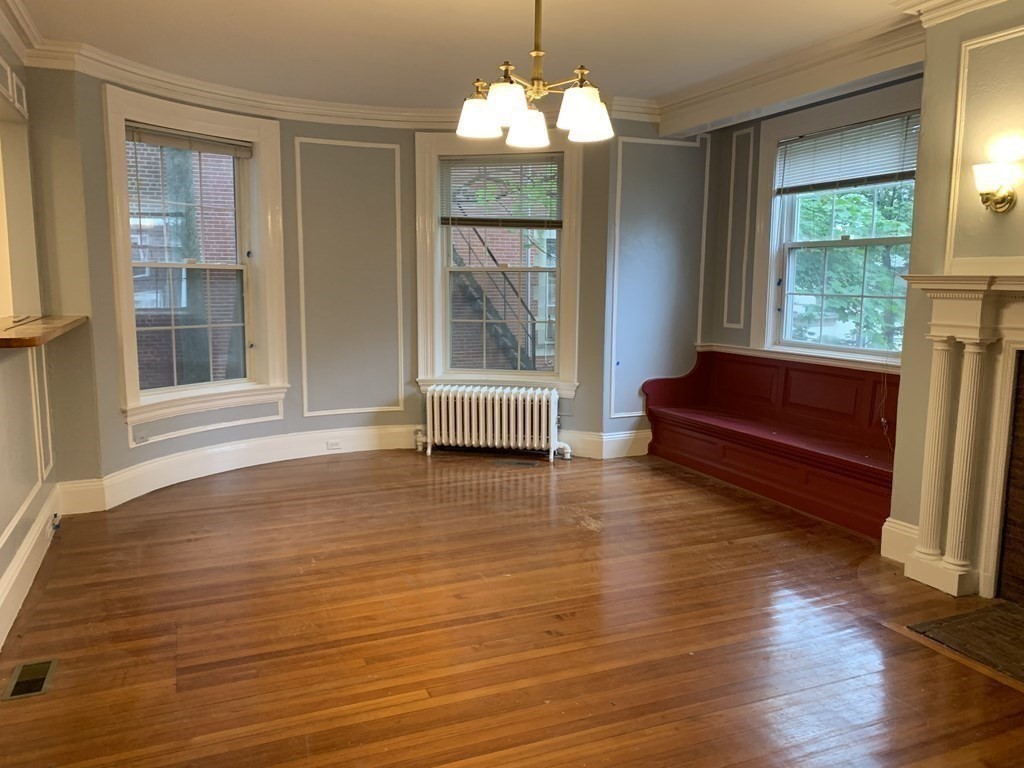 2 bed, 1 bath apartment for rent at 15 Braemore Rd Unit 1, Brighton — photo 5 of 16