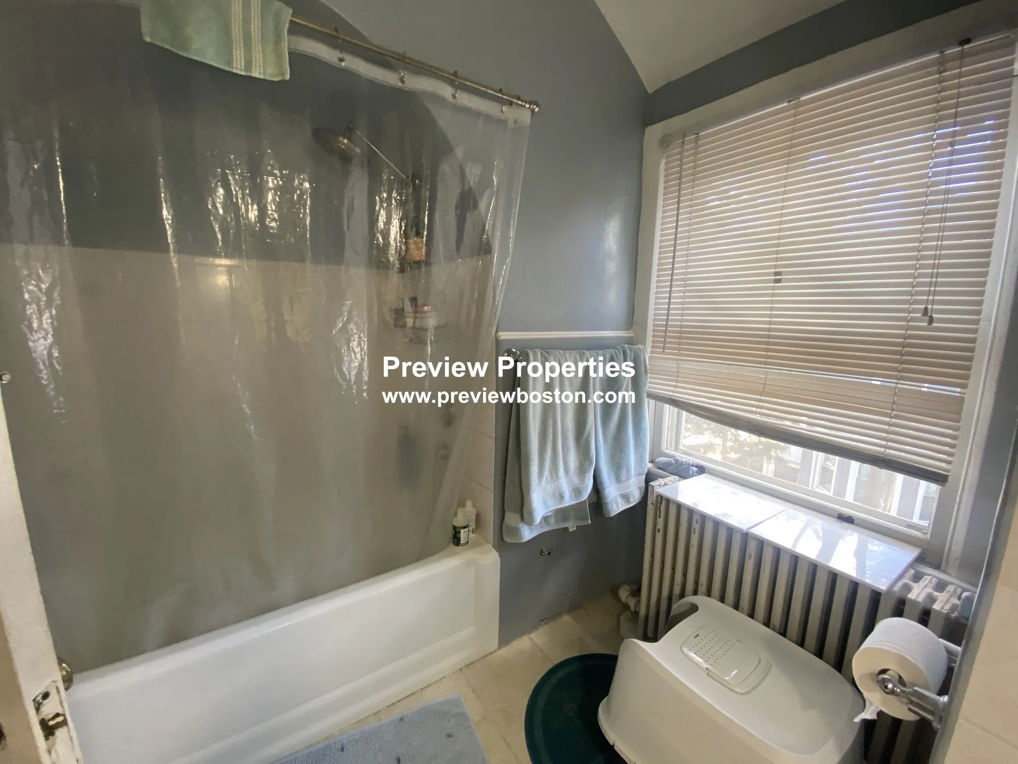 1 bed, 1 bath apartment for rent at 15 Braemore Rd Unit 5, Brighton — photo 8 of 10