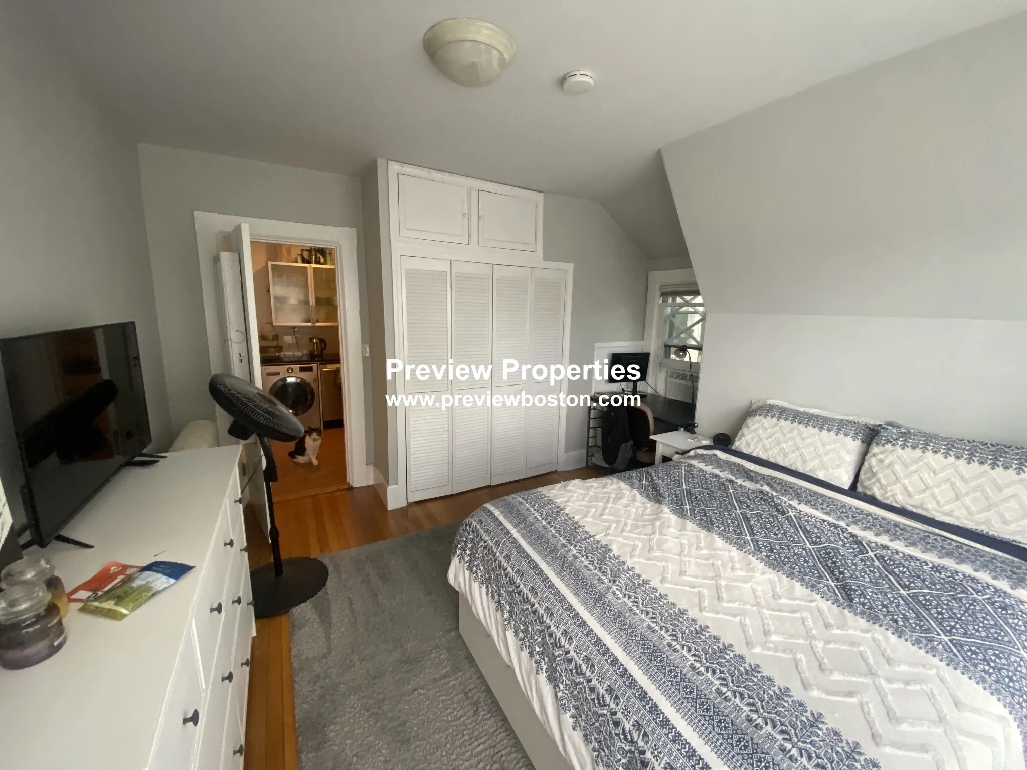 1 bed, 1 bath apartment for rent at 15 Braemore Rd Unit 5, Brighton — photo 2 of 10