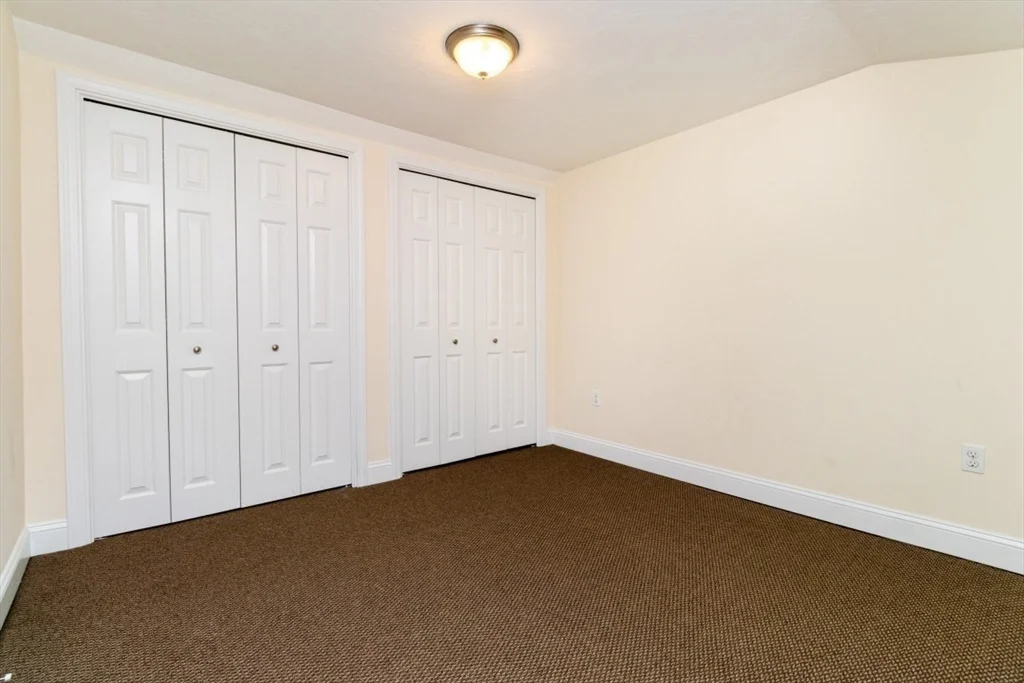 2 bed, 1 bath apartment for rent at 15 Buckingham St Unit 2, Hyde Park — photo 23 of 38