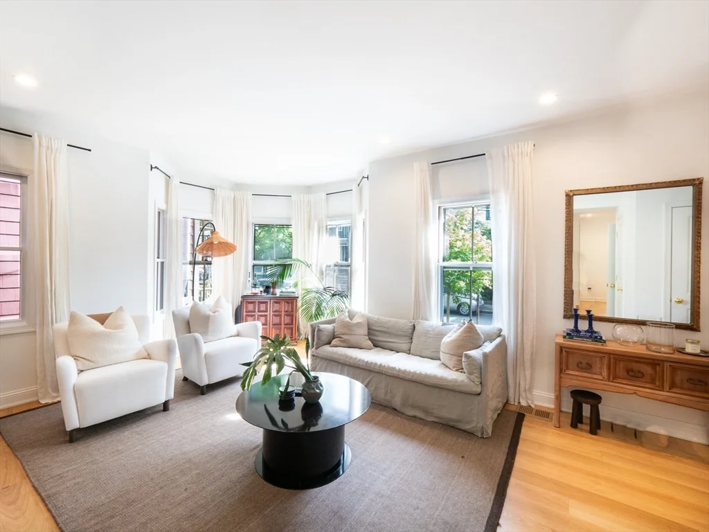3 bed, 2 bath apartment for rent at 15 Campbell Park, Davis Square — photo 10 of 37