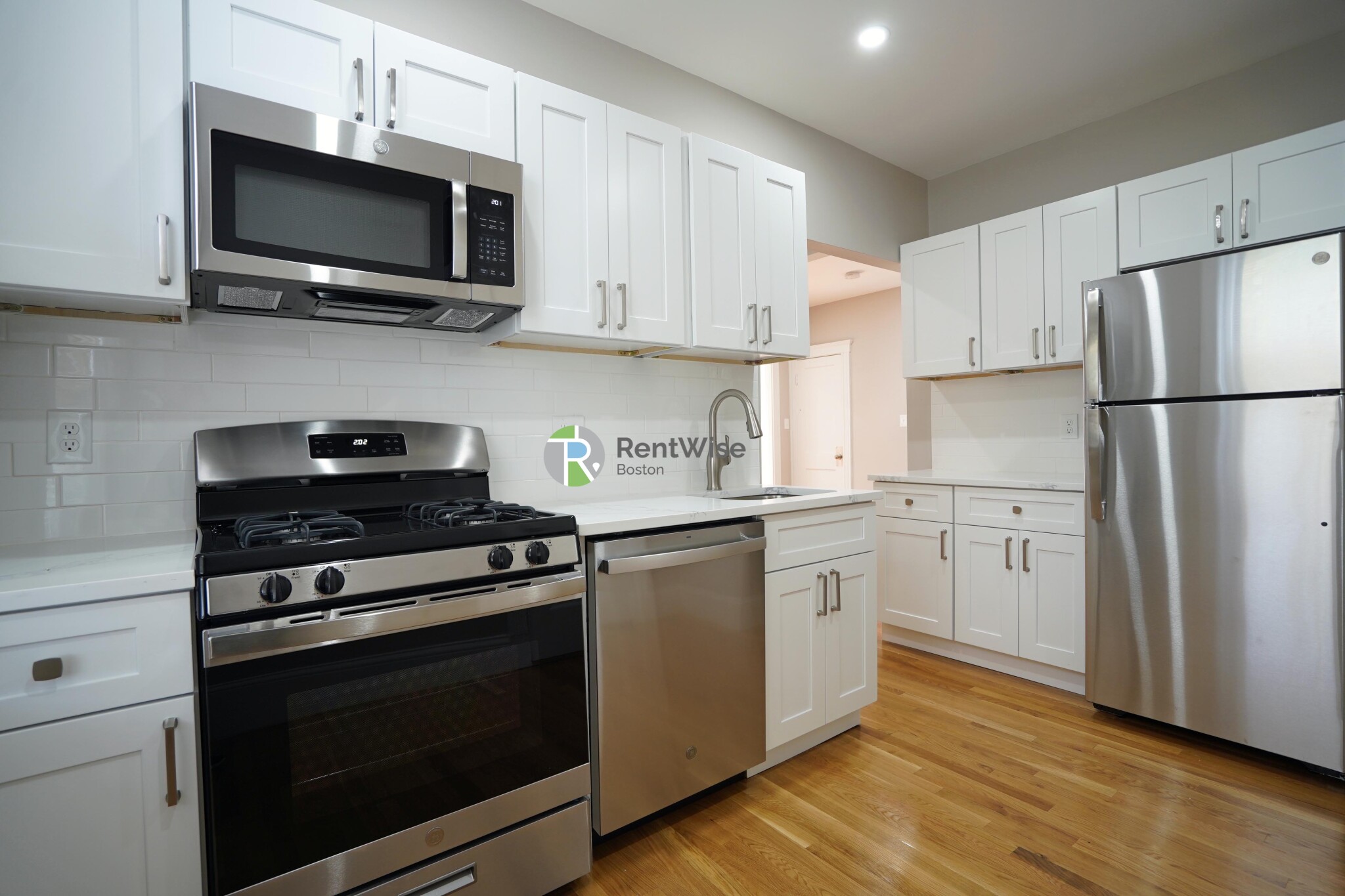 2 bed, 1 bath apartment for rent at 15 Carol Ave Unit 10, Brighton — photo 11 of 24