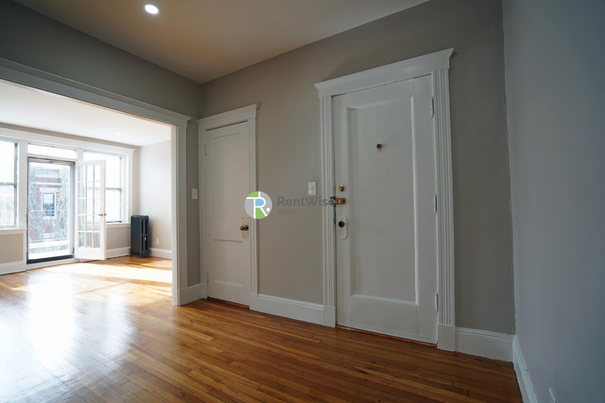 2 bed, 1 bath apartment for rent at 15 Carol Ave Unit 10, Brighton — photo 2 of 24
