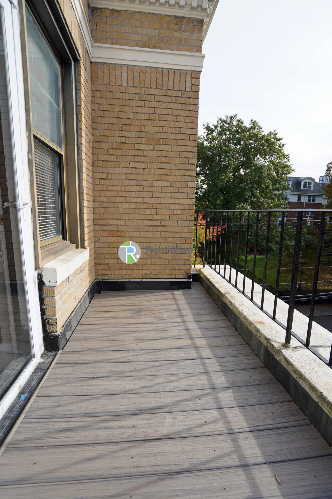 2 bed, 1 bath apartment for rent at 15 Carol Ave Unit 10, Brighton — photo 8 of 24