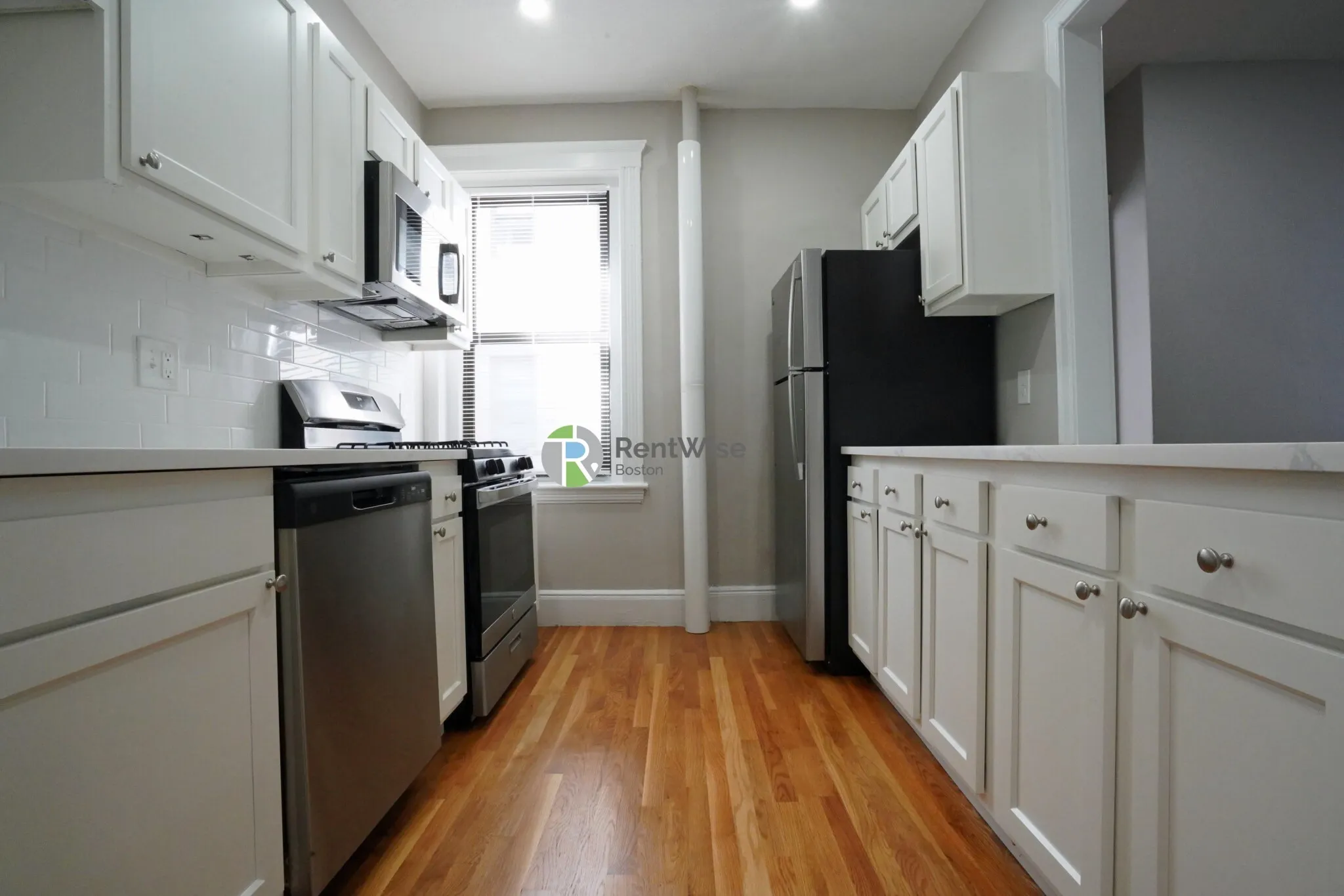 2 bed, 1 bath apartment for rent at 15 Carol Ave Unit 3, Brighton — photo 5 of 21