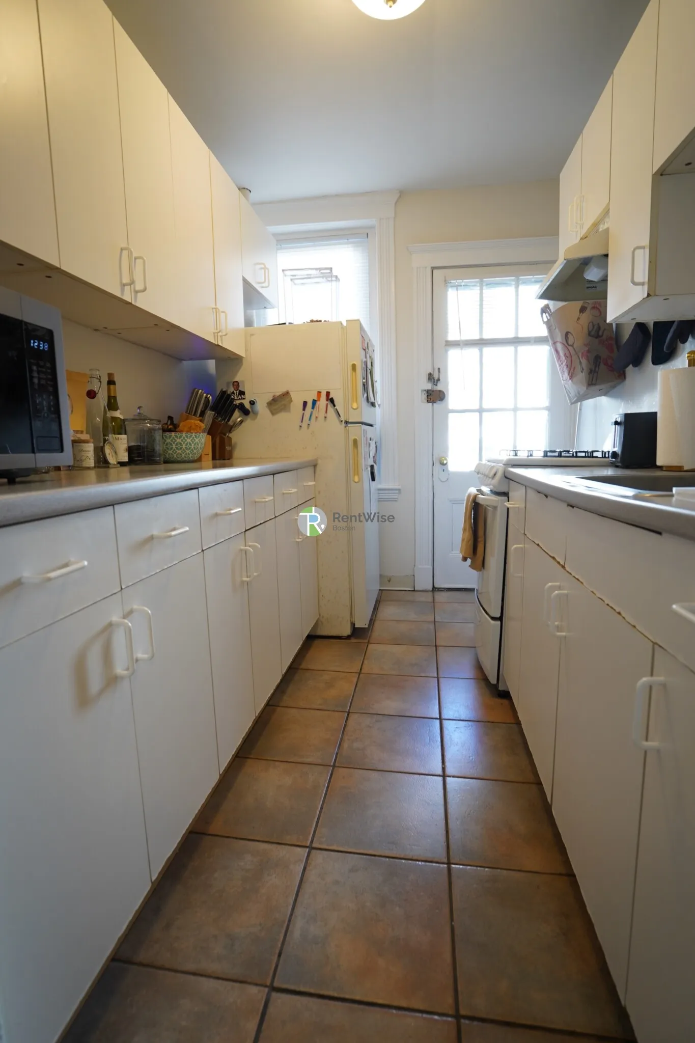 2 bed, 1 bath apartment for rent at 15 Carol Ave Unit 4, Brighton — photo 17 of 25