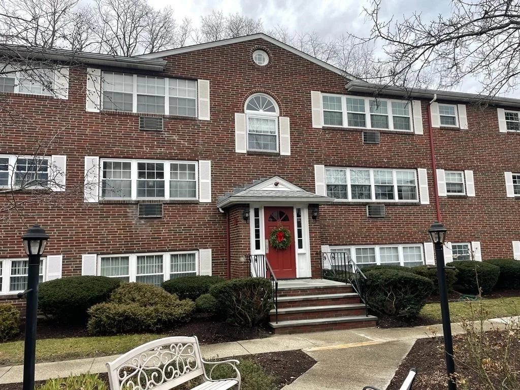 2 bed, 1 bath apartment for rent at 15 Cass St Unit 4, West Roxbury