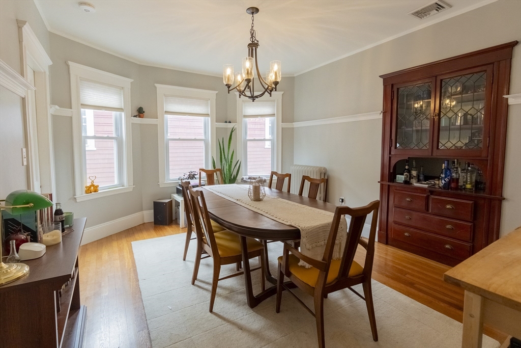 4 bed, 1 bath apartment for rent at 15 Castleton St Unit 2, Jamaica Plain — photo 7 of 20