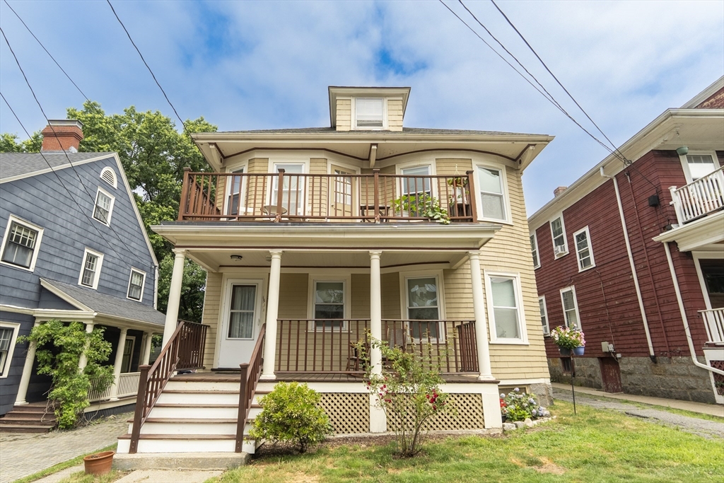 4 bed, 1 bath apartment for rent at 15 Castleton St Unit 2, Jamaica Plain — photo 1 of 20