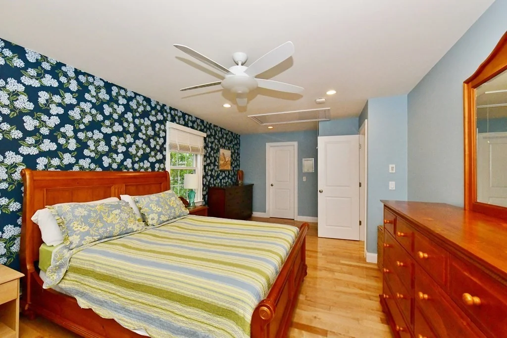 3 bed, 3 bath apartment for rent at 15 Cataumet Rd Unit WINTER, Sagamore Beach — photo 31 of 42