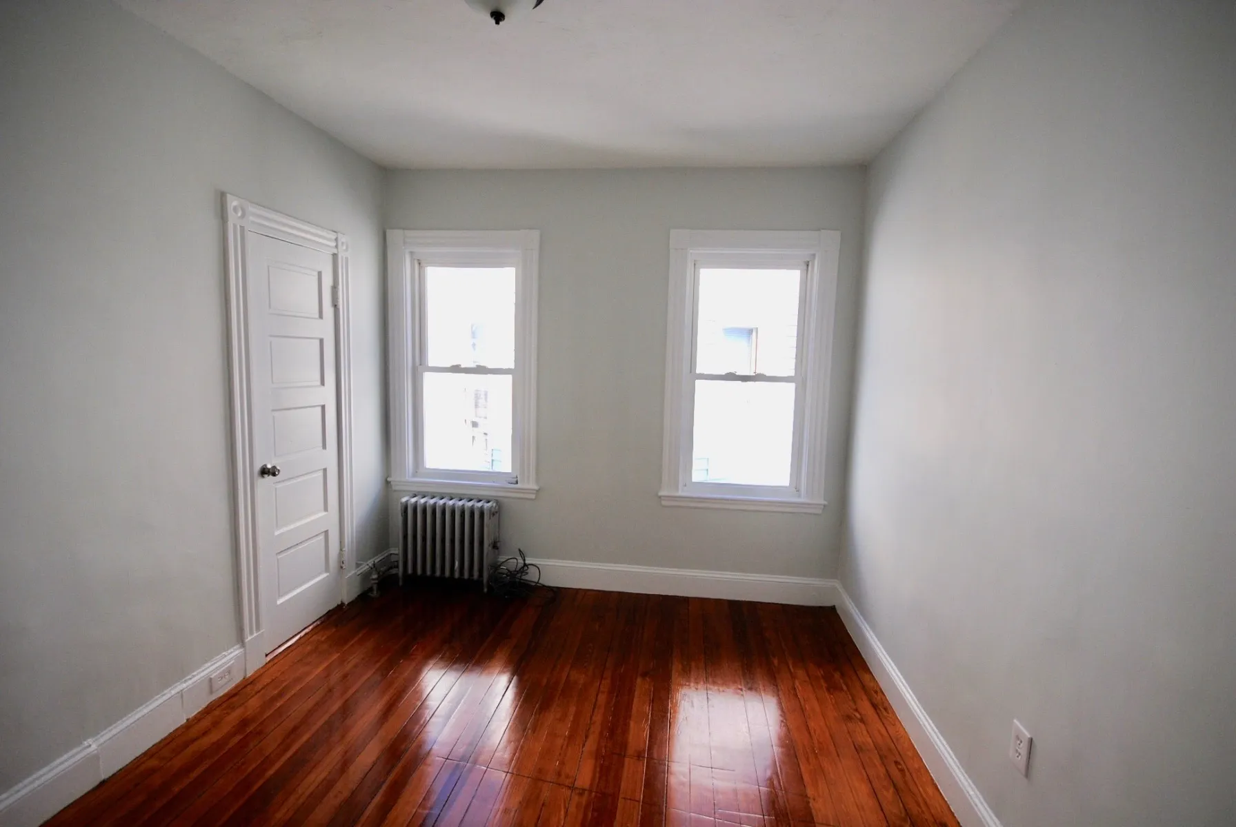 3 bed, 2 bath apartment for rent at 15 Cawfield St Unit 1, Dorchester — photo 6 of 9