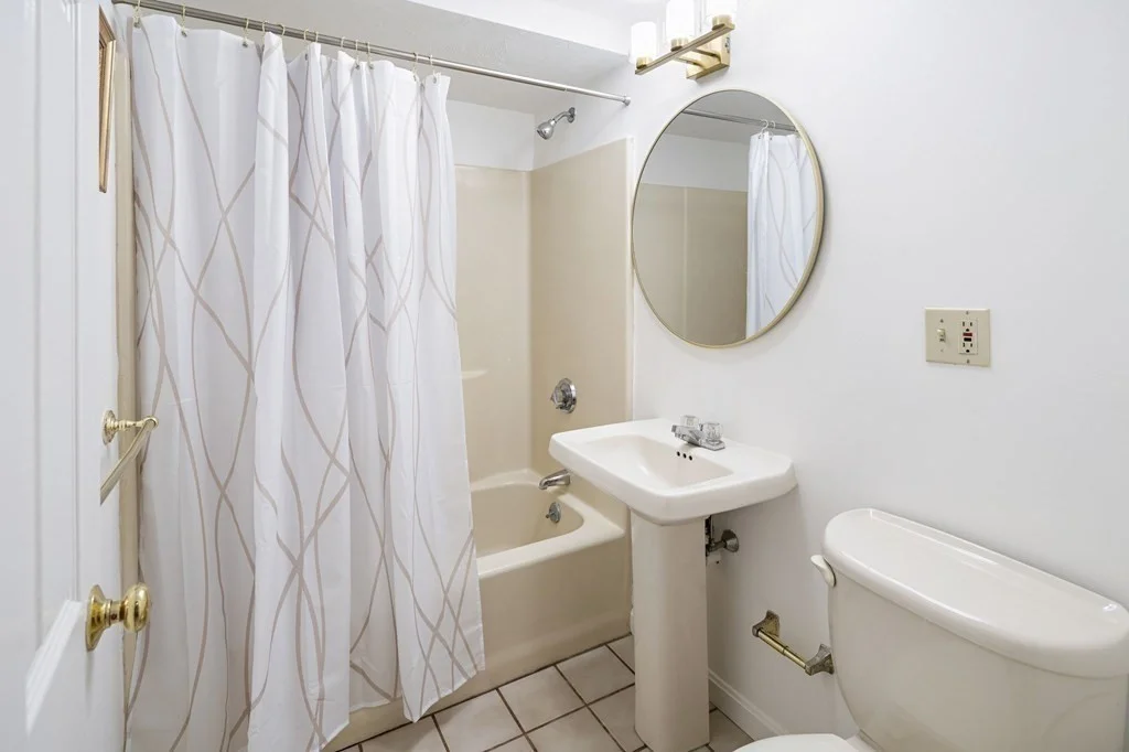 4 bed, 3.5 bath apartment for rent at 15 Cedar St Unit 1, Wellesley Hills — photo 18 of 24