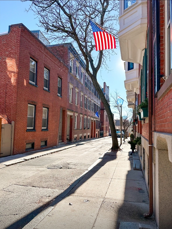 2 bed, 1 bath apartment for rent at 15 Cedar St Unit 2, Charlestown
