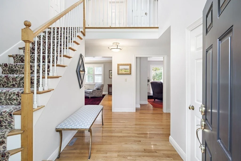4 bed, 3 bath apartment for rent at 15 Cedar St, Wellesley — photo 2 of 24