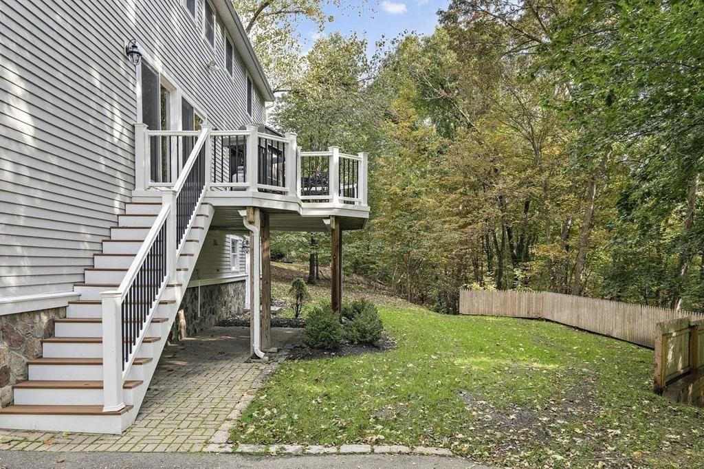 4 bed, 3 bath apartment for rent at 15 Cedar St, Wellesley — photo 21 of 24
