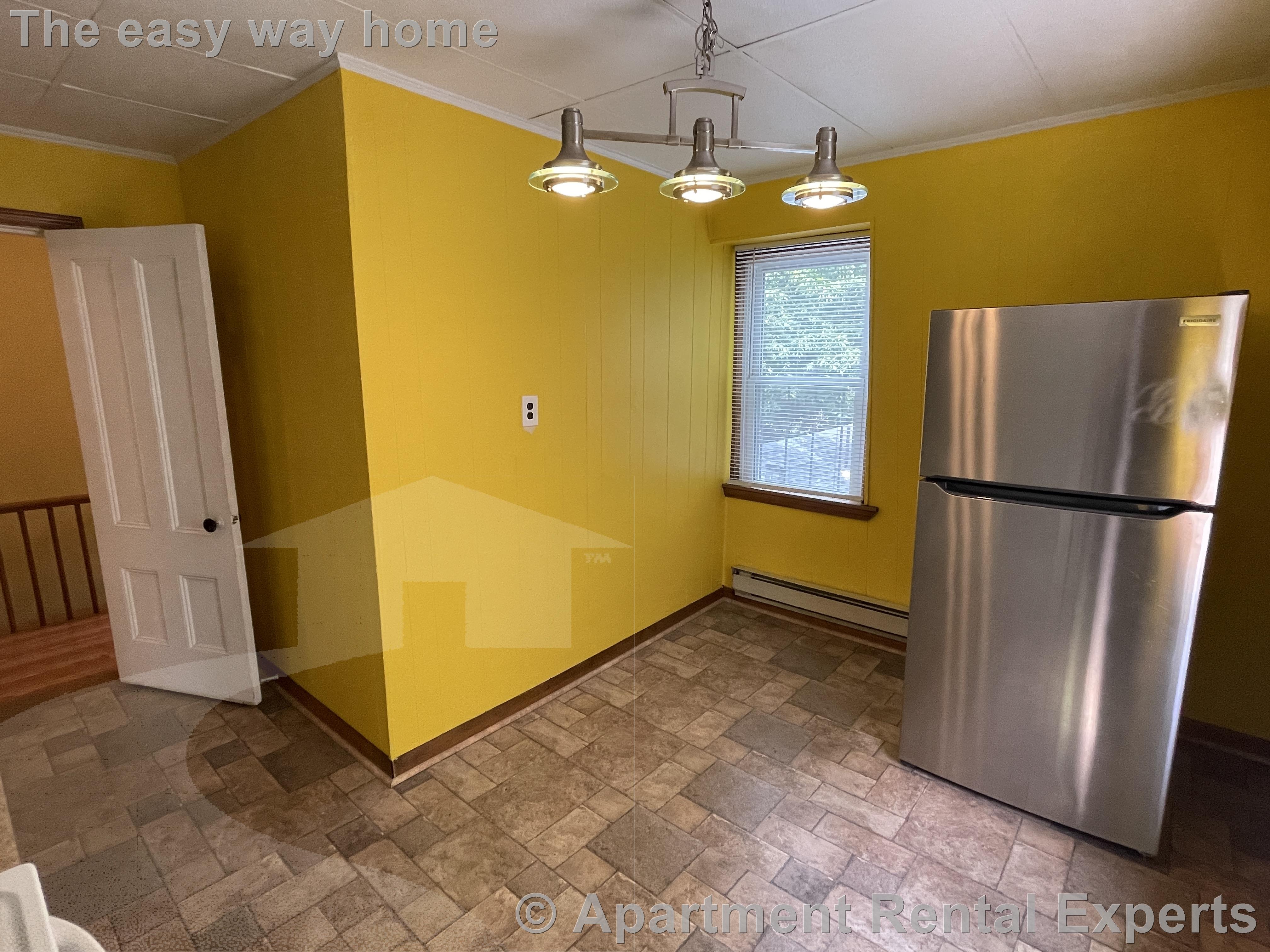 1 bed, 1 bath apartment for rent at 15 Central St Unit 3, Spring Hill — photo 5 of 21