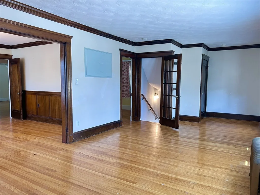 4 bed, 2 bath apartment for rent at 15 Century St Unit 2, West Medford — photo 3 of 28