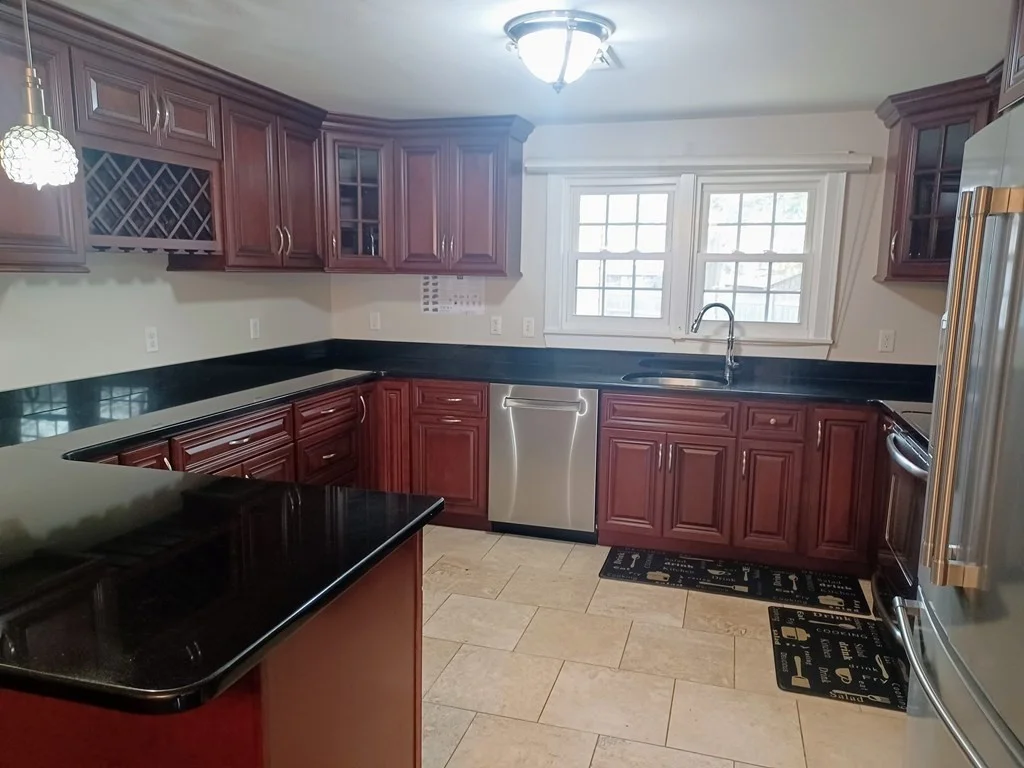 3 bed, 1 bath apartment for rent at 15 Cerel Circle Unit 1, Brockton — photo 12 of 25