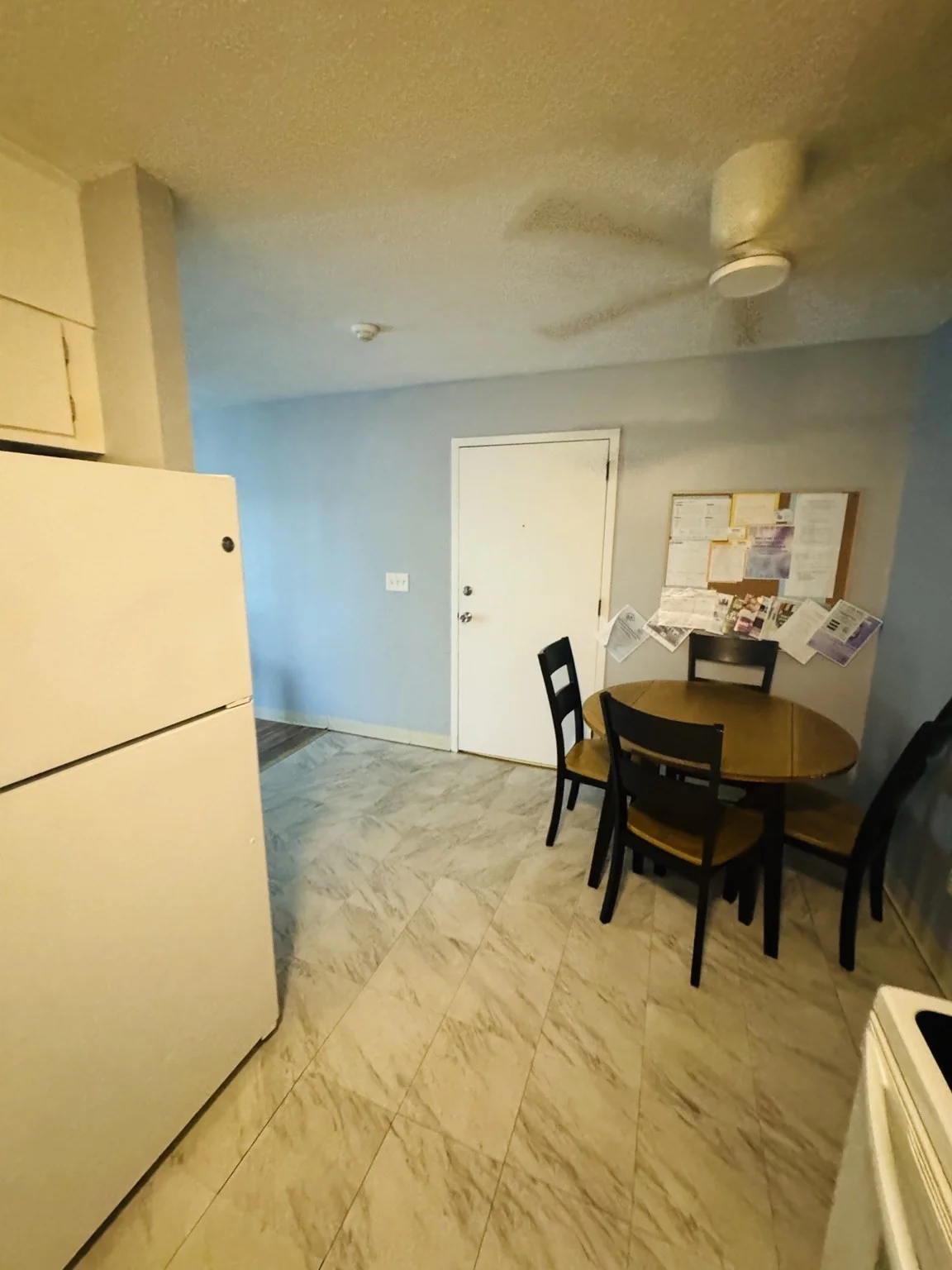 2 bed, 1 bath apartment for rent at 15 Chapel Hill Dr Unit 11, Plymouth — photo 4 of 14