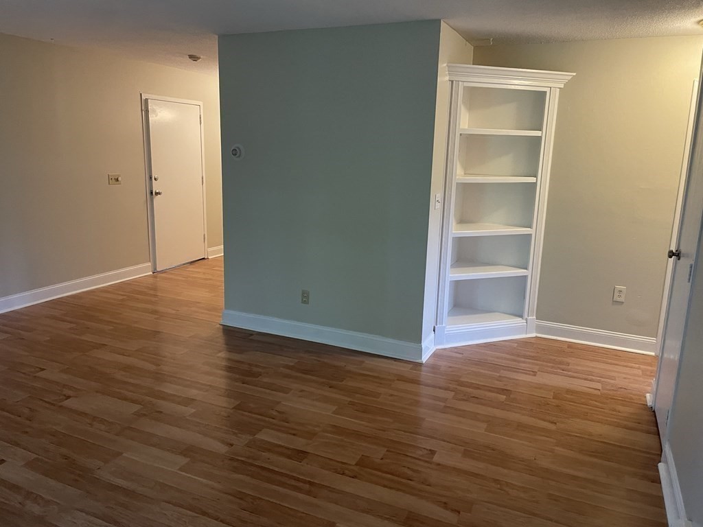 2 bed, 1 bath apartment for rent at 15 Chapel Hill Unit 7, Plymouth — photo 7 of 16