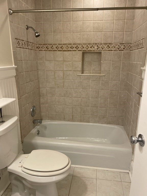 2 bed, 1 bath apartment for rent at 15 Chapel Hill Unit 7, Plymouth — photo 9 of 16