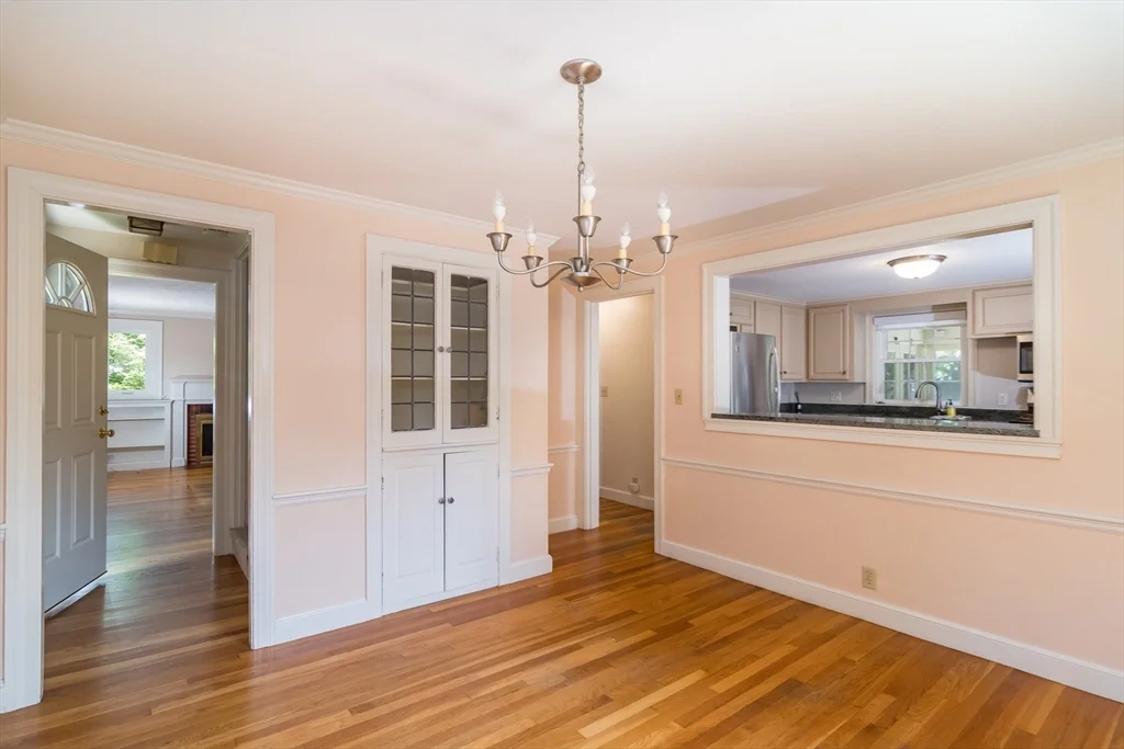 4 bed, 2 bath apartment for rent at 15 Charles St, Natick — photo 9 of 27