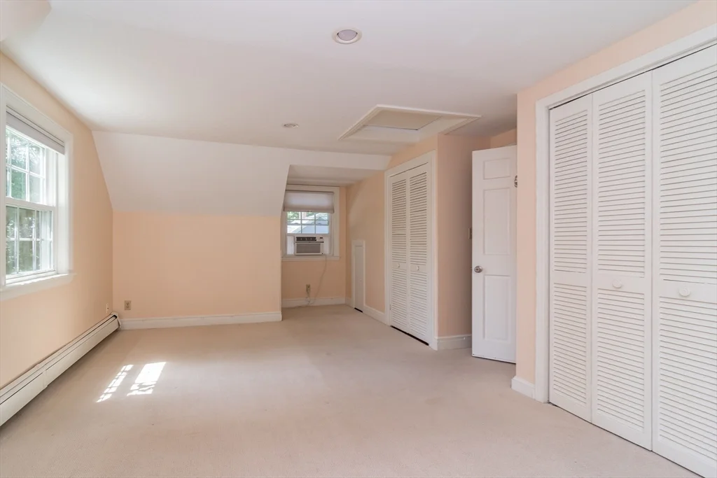 4 bed, 2 bath apartment for rent at 15 Charles St, Natick — photo 15 of 27