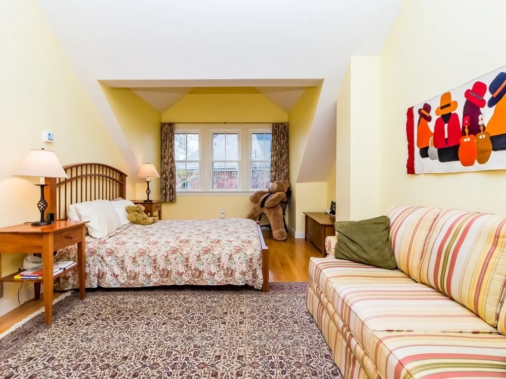3 bed, 3 bath apartment for rent at 15 Charles St Unit 15, Charlestown — photo 20 of 36