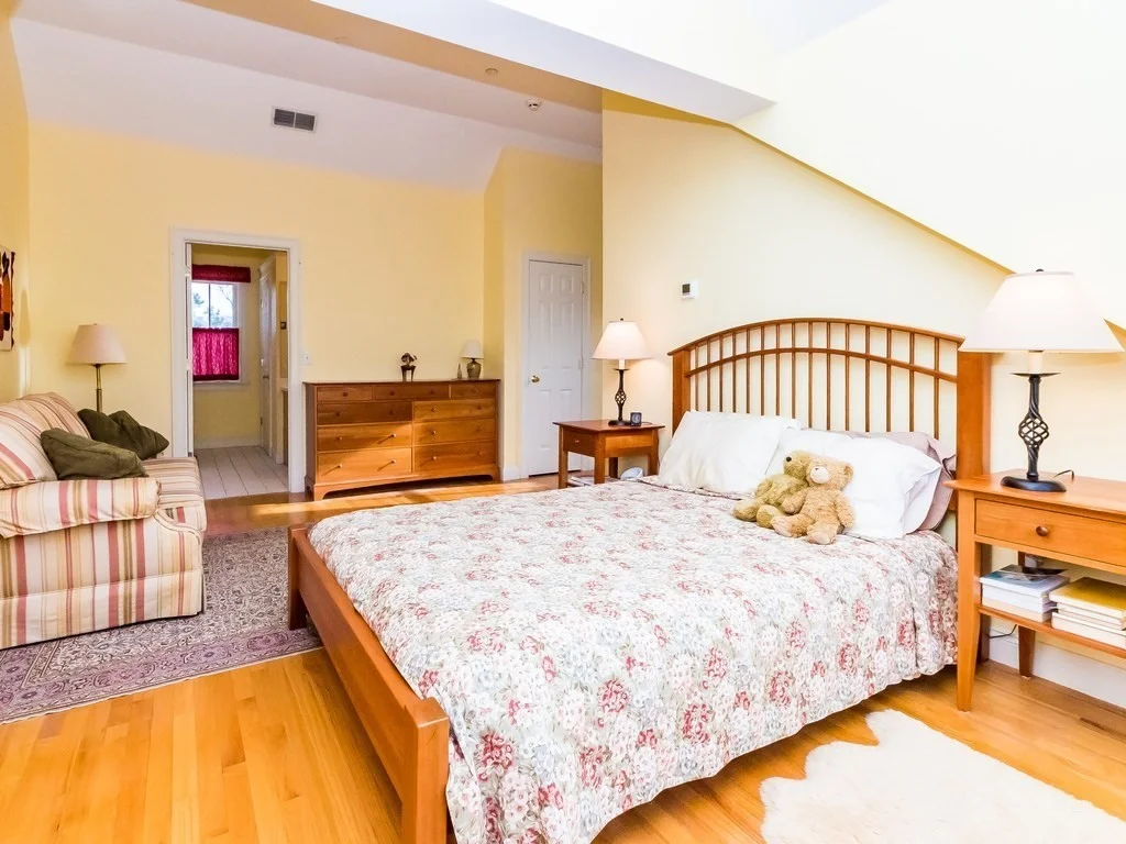 3 bed, 3 bath apartment for rent at 15 Charles St Unit 15, Charlestown — photo 19 of 36